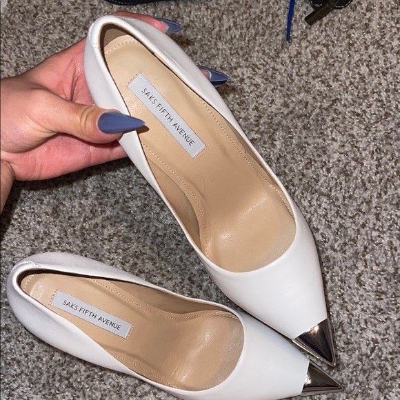 Saks Fifth Avenue White Stiletto Heels - Picture 4 of 7